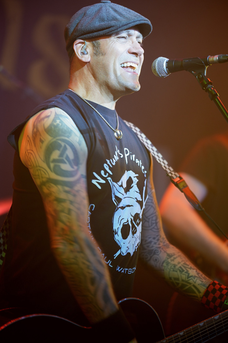 Ferocious dog at the sugarmill in Stoke