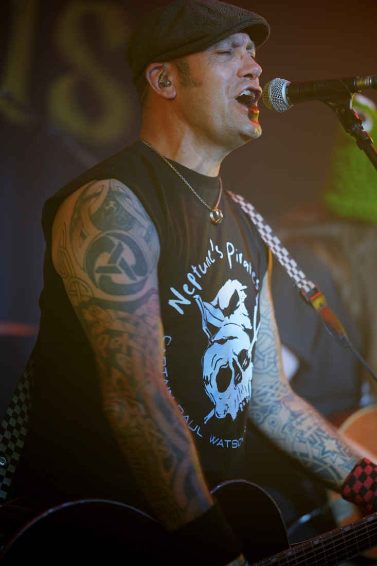 Ferocious dog at the sugarmill in Stoke