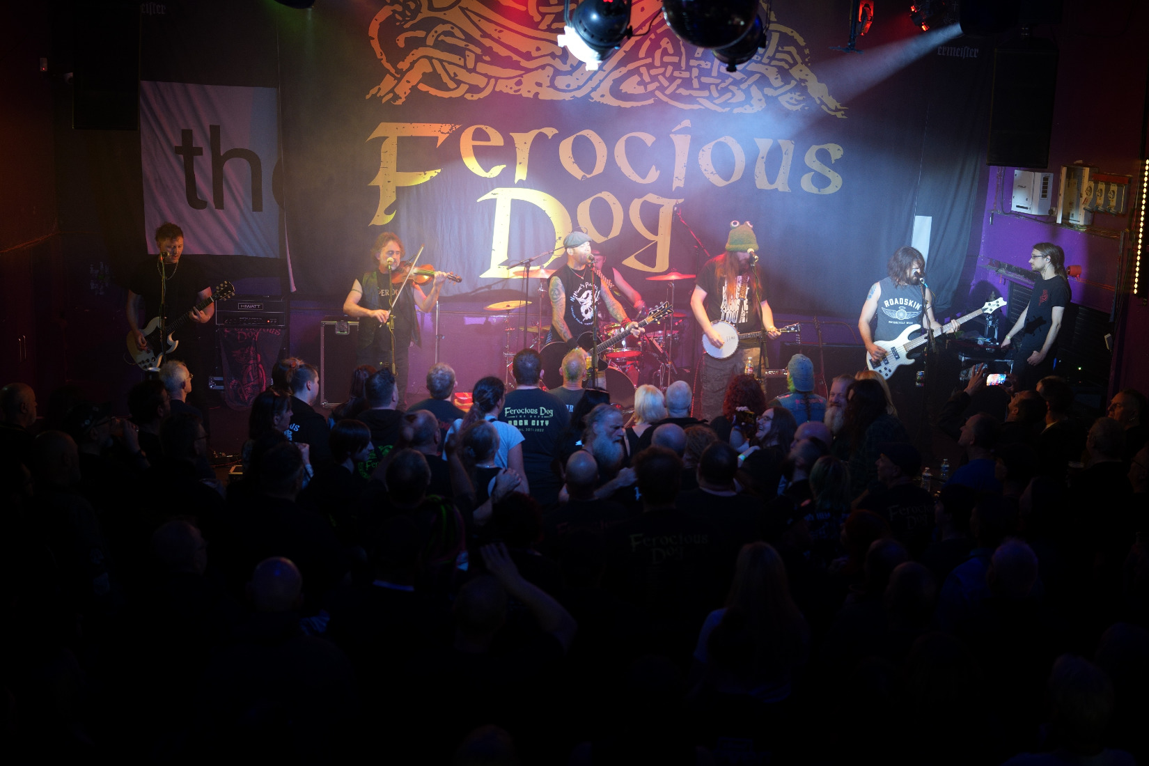 Ferocious dog at the sugarmill in Stoke